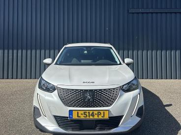 SPOTICAR Peugeot 2008 E-2008 Ev Allure 50 Kwh Carplay | Navi By App | Parkeerse Tweedehands - Suv Elektrisch Wit - Ruurlo - 1200301567_3
