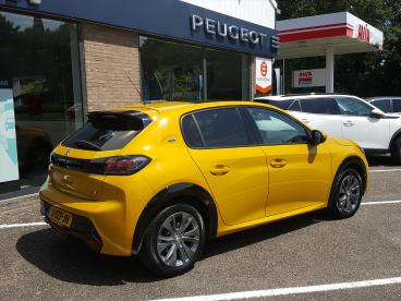 SPOTICAR Peugeot 208 E-208 Allure Pack Ev 50kwh 136pk 3-fase | Navigatie | Ad Tweedehands - Hatchback Elektrisch Geel - Zierikzee - 1200255880_3