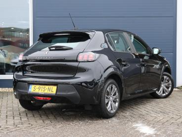 SPOTICAR Peugeot 208 E-208 Active Pack 50kwh | 1ste Eigenaar | Parkeersensore Tweedehands - Hatchback Elektrisch Zwart - Nijkerk - 1200286523_3