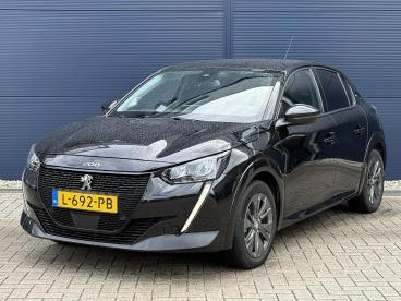 SPOTICAR Peugeot 208 E-208 Ev Allure Pack 50 Kwh | Navigatie | Camera | Apple Tweedehands - Hatchback Elektrisch Zwart - Nijmegen - 1200295489_1