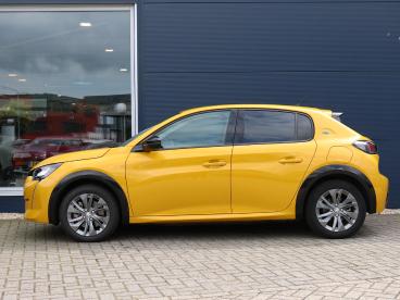 SPOTICAR Peugeot 208 E-208 Ev Allure Pack 50 Kwh 1e Eigenaar | Led | Camera | Tweedehands - Hatchback Elektrisch Geel - Nijkerk - 1200299756_2