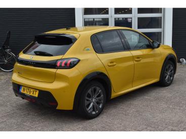 SPOTICAR Peugeot 208 E-208 Ev Allure Pack 50 Kwh | Soh 100% Airco | Carplay | Tweedehands - Hatchback Elektrisch Geel - Waalwijk - 1200301528_3