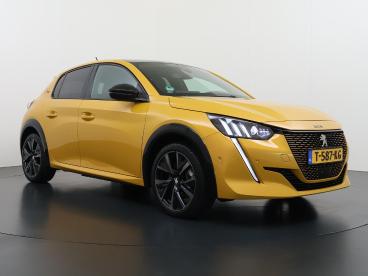 SPOTICAR Peugeot 208 E-208 Gt 136pk 50 Kwh | Accu 95% | Navigatie | Panorama Tweedehands - Hatchback Elektrisch Geel - Uden - 1200302912_2