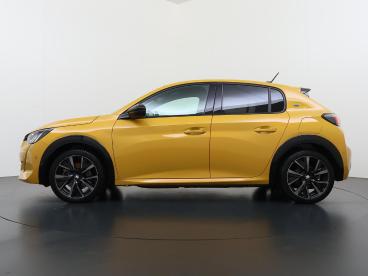 SPOTICAR Peugeot 208 E-208 Gt 136pk 50 Kwh | Accu 95% | Navigatie | Panorama Tweedehands - Hatchback Elektrisch Geel - Uden - 1200302912_5