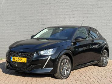 SPOTICAR Peugeot 208 E-208 Ev Allure Pack 50 Kwh Soh 94.6% 340km Wltp | Autom Tweedehands - Hatchback Elektrisch Zwart - Hengelo - 1200303252_1