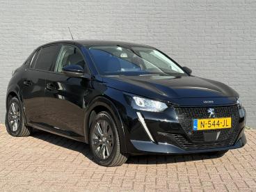SPOTICAR Peugeot 208 E-208 Ev Allure Pack 50 Kwh Soh 94.6% 340km Wltp | Autom Tweedehands - Hatchback Elektrisch Zwart - Hengelo - 1200303252_3