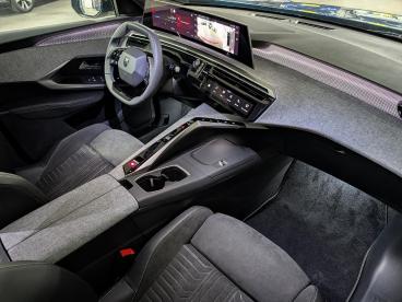 SPOTICAR Peugeot 3008 E-3008 Launch Edition Ev Dual Motor 73kwh 325pk | Schuif/ Tweedehands - Suv Elektrisch Blauw - Rotterdam - 1200293441_3