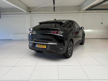 SPOTICAR Peugeot 3008 E-3008 Allure Avantage 210 73 Kwh | Navigatie | Camera Tweedehands - Suv Elektrisch Zwart - Gouda - 1200298030_2