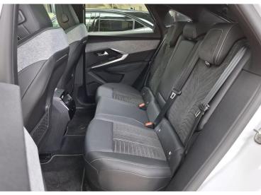 SPOTICAR Peugeot 3008  Tweedehands - Suv Elektrisch Wit - Zierikzee - 1200299667_5