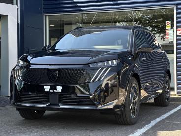 SPOTICAR Peugeot 5008 E-5008 Gt 73 Kwh 7p | Trekhaak | Parkeercamera/-sensoren Tweedehands - Suv Elektrisch Zwart - Emmeloord - 1200294701_1