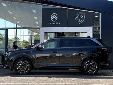 SPOTICAR Peugeot 5008 E-5008 Gt 73 Kwh 7p | Trekhaak | Parkeercamera/-sensoren Tweedehands - Suv Elektrisch Zwart - Emmeloord - 1200294701_4