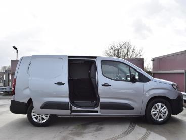 SPOTICAR Peugeot Partner E-partner 136 L2 50 Kwh | Houten Betimmering |  2x Schuifdeu Tweedehands - Bedrijfswagen Elektrisch Grijs - Alphen Aan Den Rijn - 1200290151_4