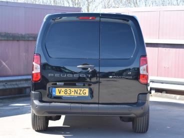 SPOTICAR Peugeot Partner E-partner L1 50 Kwh | Warmtepomp | Achteruitrijcamera | Appl Tweedehands - Bedrijfswagen Elektrisch Zwart - Alphen Aan Den Rijn - 1200290479_5