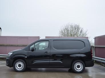 SPOTICAR Peugeot Partner E-partner L2 50 Kwh | 0% Rente | Tot 8 Jaar Garantie | Camer Tweedehands - Bedrijfswagen Elektrisch Zwart - Alphen Aan Den Rijn - 1200293092_2