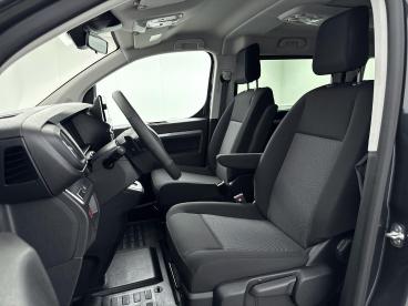SPOTICAR Peugeot Traveller E-traveller 75 Kwh | Demo | 8 Personen | Navigatie | Camera | Tweedehands -  Elektrisch Grijs - Nieuwegein - 1200293834_4