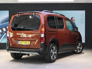 SPOTICAR Peugeot Rifter 130 Pk Gt | Trekhaak | Camera | Panoramadak | Clim Tweedehands - Mpv Benzine Bruin - Nieuwegein - 1200291435_3