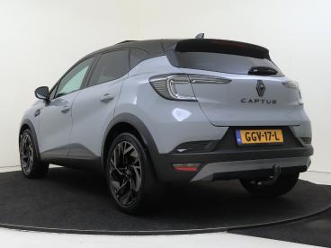 SPOTICAR Renault Captur 1.3 Mild Hybrid 160 Esprit Alpine Tweedehands - Suv Hybride Grijs - Den Haag - 1200295432_4
