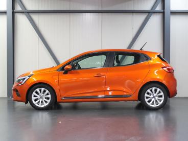 SPOTICAR Renault Clio 1.0 100pk Tce Intens | 1ste Eigenaar | Applecarpla Tweedehands -  Benzine Oranje - Amersfoort - 1200296272_2