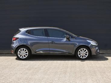 SPOTICAR Renault Clio Intens 0.9 Tce 90pk Keyless Entry | Cruise | 16''l Tweedehands -  Benzine Grijs - Heerlen - 1200298868_4