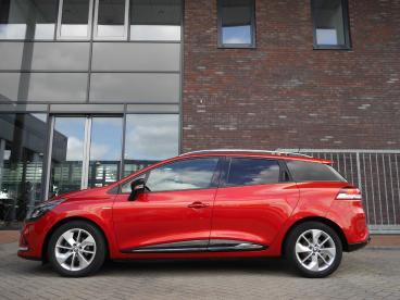 SPOTICAR Renault Clio Estate 0.9 Tce Limited 90pk | Navigatie | Trekhaak Tweedehands -  Benzine Rood - Sneek - 1200298994_5