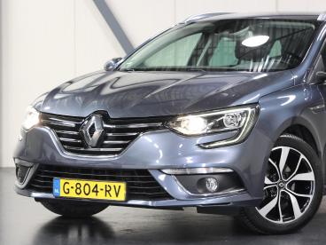 SPOTICAR Renault Megane Estate Tce 140pk Bose | Applecarplay/androidauto | Cruise Tweedehands - Stationwagen Benzine Grijs - Amersfoort - 1200275975_5