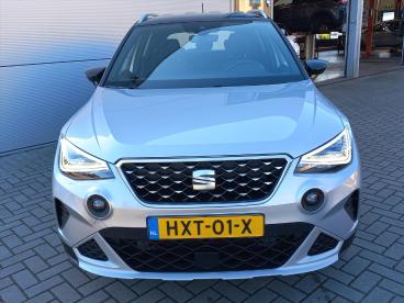 SPOTICAR Seat Arona 1.0 Tsi 95pk Xperience | Climate Control | Navigat Tweedehands -  Benzine Grijs - Elst - 1200275964_2