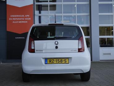 SPOTICAR Skoda Citigo 1.0 Greentech Ambition | Airco | Cruise Control | Tweedehands -  Benzine Wit - Sneek - 1200302560_5
