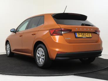 SPOTICAR Skoda Fabia 1.0 Tsi Business Edition | Parkeerhulp | Carplay | Tweedehands -  Benzine Oranje - Bergschenhoek - 1200290827_4