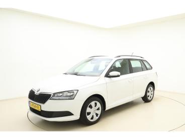 SPOTICAR Skoda Fabia Combi 1.0 Active | 75pk | Apple Carplay & Android Tweedehands -  Benzine Wit - Drachten - 1200293354_1