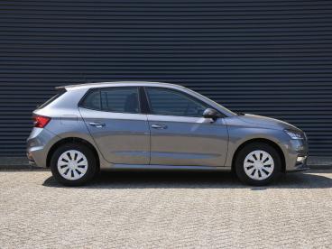 SPOTICAR Skoda Fabia Edition 1.0 Mpi 80pk Dab | Led Koplampen | Cruise Tweedehands -  Benzine Grijs - Heerlen - 1200298352_4