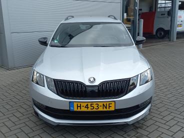 SPOTICAR Skoda Octavia Combi 1.5 Tsi 150pk Dsg-automaat | Climate Control Tweedehands - Stationwagen Benzine Grijs - Elst - 1200270238_3