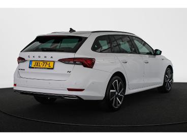 SPOTICAR Skoda Octavia Combi 1.4 Tsi Iv Phev Sportline Head-up Achteruitr Tweedehands - Stationwagen Plugin Hybrid Wit - Mijdrecht - 1200286945_3
