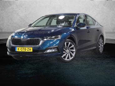 SPOTICAR Skoda Octavia 110pk Edition Plus | 1ste Eigenaar |  Alcantara/le Tweedehands - Hatchback Benzine Blauw - Amersfoort - 1200293678_1