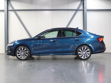 SPOTICAR Skoda Octavia 110pk Edition Plus | 1ste Eigenaar |  Alcantara/le Tweedehands - Hatchback Benzine Blauw - Amersfoort - 1200293678_2