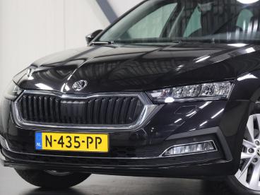 SPOTICAR Skoda Octavia Combi 110pk Edition Plus | 1ste Eigenaar | Appleca Tweedehands - Stationwagen Benzine Zwart - Amersfoort - 1200294175_5