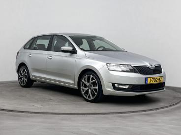 SPOTICAR Skoda Rapid Spaceback 125pk Automaat Greentech Joy | Trekhaak Tweedehands - Hatchback Benzine Grijs - Nieuwegein - 1200299079_1