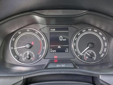 SPOTICAR Skoda Scala 1.0 Tsi 110pk Ambition | Airconditioning | Navigat Tweedehands - Hatchback Benzine Grijs - Elst - 1200273000_5