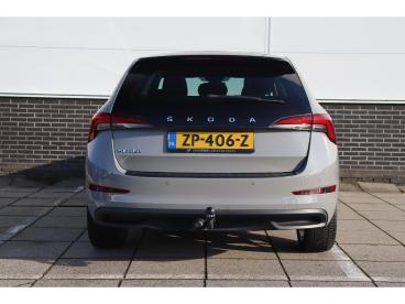 SPOTICAR Skoda Scala  Tweedehands - Hatchback Benzine Grijs - Almere - 1200281529_5