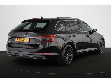 SPOTICAR Skoda Superb Combi 1.4 Tsi Iv Laurin & Klement Leder Stoelventi Tweedehands - Stationwagen Plugin Hybrid Zwart - Mijdrecht - 1200301158_3