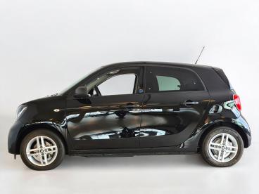 SPOTICAR Smart Forfour Eq 82pk Essential Nl-auto | 11.000km!!! | Stoelver Tweedehands -  Elektrisch Zwart - Heemskerk - 1200266075_5