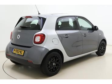 SPOTICAR Smart Forfour Eq Prime 18 Kwh Soh:93% | Panoramadak | Weinig Kil Tweedehands -  Elektrisch Grijs - Leeuwarden - 1200303568_2