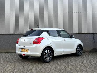 SPOTICAR Suzuki Swift 1.2 Dualjet 90pk Smart Hybrid Stijl | Navigatie | Tweedehands -  Hybride Wit - Venlo - 1200285427_5