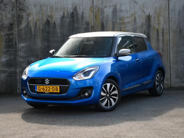 SPOTICAR Suzuki Swift Stijl 1.2 Smart Hybrid 90pk 100% Dealer Ond. | Ada Tweedehands -  Benzine Blauw - Heerlen - 1200290049_1