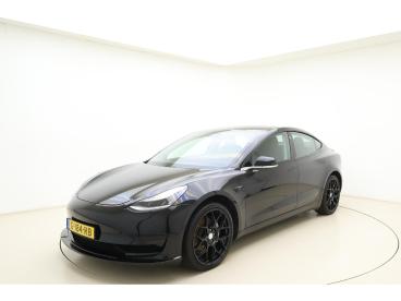 SPOTICAR Tesla Model 3 Standard Rwd Plus 60 Kwh | Trekhaak | Panoramadak Tweedehands - Hatchback Elektrisch Zwart - Sneek - 1200296691_1