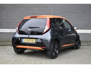 SPOTICAR Toyota Aygo 1.0 Vvt-i X-jbl / Carplay / Camera / 15"lm Velgen Tweedehands -  Benzine Grijs - Mijdrecht - 1200284469_4