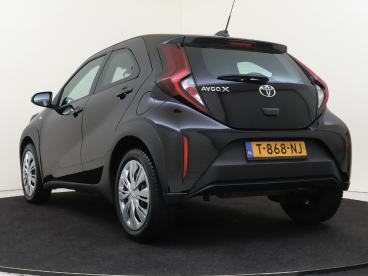 SPOTICAR Toyota Aygo X 1.0 Vvt-i Mt Play | Camera | Carplay | Airco | B Tweedehands -  Benzine Zwart - Bergschenhoek - 1200289082_4