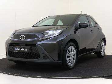SPOTICAR Toyota Aygo X 1.0 Vvt-i Mt Play | Apple Carplay/android Auto | Tweedehands -  Benzine Zwart - Den Haag - 1200291632_1