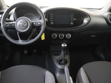 SPOTICAR Toyota Aygo X 1.0 Vvt-i Mt Play | Apple Carplay/android Auto | Tweedehands -  Benzine Zwart - Den Haag - 1200291632_5