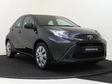 SPOTICAR Toyota Aygo X 1.0 Vvt-i Mt Play | Camera | Apple Carplay | Air Tweedehands -  Benzine Zwart - Naaldwijk - 1200293431_3