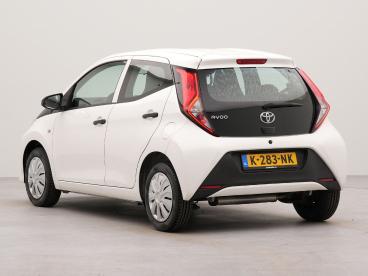 SPOTICAR Toyota Aygo 1.0 Vvt-i X-fun | Bluetooth | Airco | Reservewiel Tweedehands -  Benzine Wit - Rotterdam - 1200297679_4